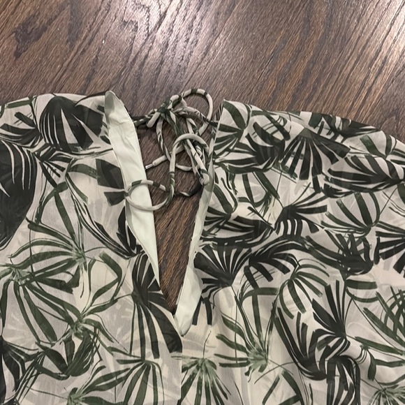 Green Leaf Print Dress by HALSTON ( size 4) - Picture 2 of 6